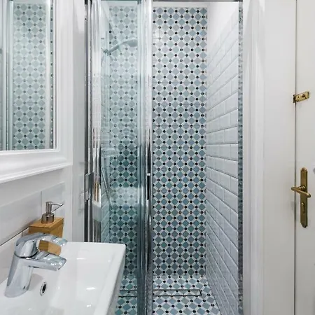 Apartment Old Time *